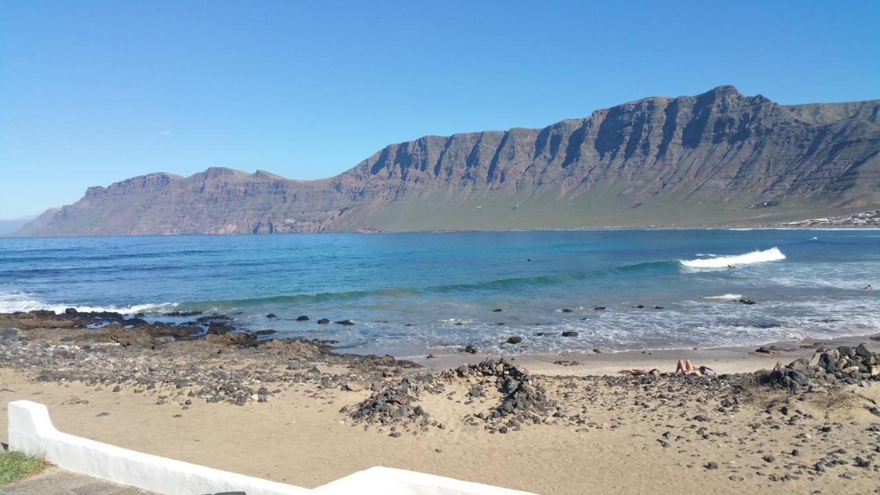 Brisa De Caleta De Famara Apartment Bagian luar foto